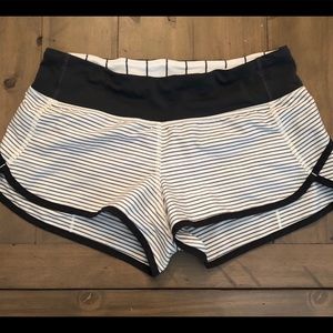 Lululemon Speed Running Shorts Size 4 EUC